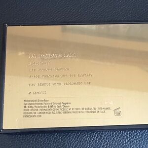 Pat McGrath Devine Rose Metallic Compact - Reflective Luxe Finish